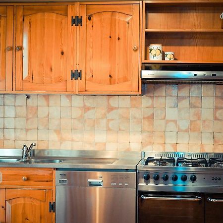 Av Apartment Ачи Кастело Екстериор снимка